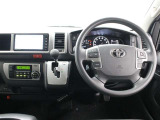 運転席廻りです。