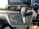 タッチパネル式オートエアコン ☆CVT無段変速機 変則ショックが少なく低燃費