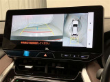 パノラミックビューモニター付きです。車両を上から見たような映像をディスプレイオーディオ画面に表示。運転席からの目視だけでは見にくい、車両周辺の状況をリアルタイムでしっかり確認できます。