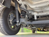 お車を安心してお乗りいただく為には、足回りの定期点検が欠かせません。サービスサポート(有償保証)では無料点検もご提供しており、安心のカーライフをお過ごしいただけるサポート体制が整っています。