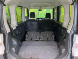 普段のお買い物や通勤、送迎等に十分な荷室スペースを確保しております。セカンドシートを倒すと、大きな荷物の積載も可能です♪