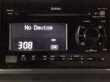 純正CD・USBコンポにはCD再生のほかに、AUX入力端子・USB端子がついてますので外部入力から音楽などを楽しめます。