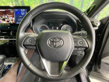 【純正革巻きステアリング】上質な革を使用することで、手にしっかり馴染みとても運転しやすいハンドルです♪