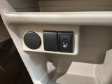 シートヒーターが付いています!寒い日に便利な装備ですね。