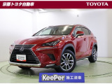 スポーティでアグレッシブなフォルムと広々とした快適な空間を両立した【レクサスNX300h】4WD。高級車ならではの上質感を備えた、走りの楽しさを満喫できるクロスオーバーSUVです。