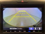 リアカメラ付で、後方をナビ画面で確認。車庫入れも安心です。もちろん、バックギアと連動しています。