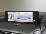 【360&deg;ビューモニター】駐車が苦手な方も、これがあれば安心です!狭い駐車場や花壇などがあって心配な駐車シーンでも、死角がなく安全が確保できます♪