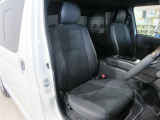 質感の高いファブリック、長距離ドライブも疲れにくいかもです。