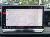 15インチディスプレイによるスマートフォン用アプリ[Apple CarPlay][Android Auto]対応の純正ナビインフォテイメントシステム「Discover Pro Max」を装備、ラジオの