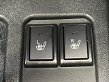 【シートヒーター】寒い日に重宝するシートヒーター!エアコンより早く温まってくれるので寒がりの人も安心ですね♪エアコンの温風は乾燥するから苦手、という方にもをおすすめです。