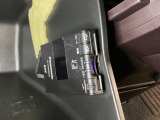 ETC(社外品)がついています。高速道路の料金所の通過も楽々です。カードの取り出しもしやすい場所についています。