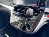 店舗にて現車の確認もいただけますので、お電話で在庫のご確認の上是非ご来店くださいませ。
