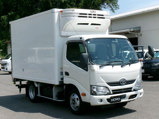 デュトロ 冷蔵冷凍車 