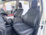 運転席・助手席にへたりがあります。