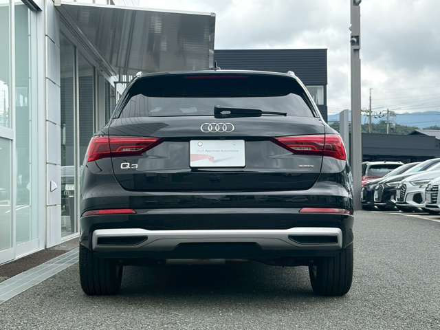 アウディ Q3 35 TDI クワトロ アドバンスド ディーゼル 4WD の中古車