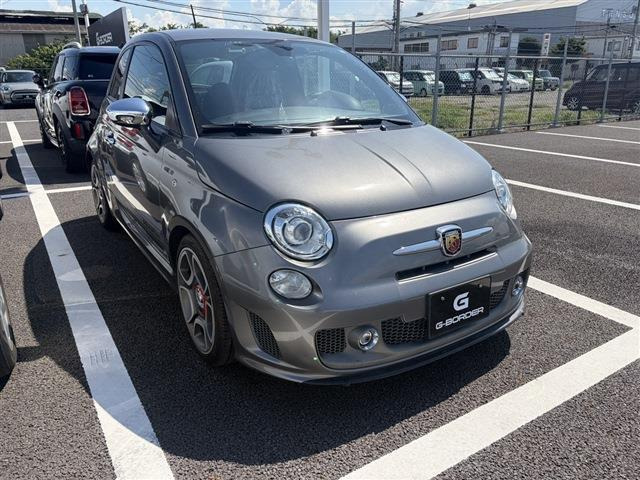 アバルト595 コンペティツィオーネ 禁煙車 左ハンドル 5MT