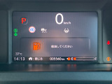 ■スピードメーター■目線を少しずらすだけで確認出来る位置に設置されたメーターパネルです。表示も文字がはっきりと見やすいので、運転しやすいですよ!燃費の確認も出来ますよ!