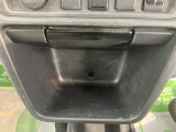車両状態証明書修復歴の有無も一目瞭然。機能や内装・外装、走行距離、修復歴の有無をチェックし、クルマの状態を10段階にした車両状態証明書。数字や記号を使ってわかりやすく表示しています。