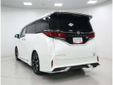 アルファード ハイブリッド 2.5 エグゼクティブ ラウンジ E-Four 4WD 