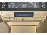 お好きな温度に設定すれば自動的に温度を調節、車内を快適空間に仕上げてくれます。