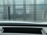 ヘッドアップディスプレイ。前方から視線を移動することなく車速やルート、プロパイロットの動作状況など運転に必要な情報を把握できます。