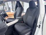 運転席・助手席シートにへたりがあります。