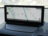 マツダコネクトの8.8インチワイドセンターディスプレイです。『Android Auto』『Apple CarPlay』や独自のコネクテッドサービスに対応したインターフェイスシステムです。