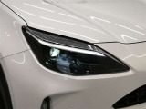 LEDヘッドライトです。デザイン性がよくとても明るいので、夜間の走行や悪天候でも安心です。しかも長寿命!