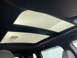 アウトランダー PHEV 2.4 P 4WD 本革シート