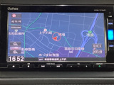 ナビゲーションはフルセグTV対応のGathers純正メモリーナビを搭載しています。Bluetoothオーディオ機能がありますので、スマートフォンなどの音楽も再生できます。