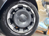 【純正15インチアルミホイール】外観にマッチした純正アルミホイールを装着しております。各種社外アルミホイールや、スタッドレスタイヤも取扱いしております。是非ご相談ください♪