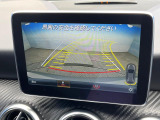 ●ガイドライン付きバックカメラ:不安な駐車もこれで安心!ガイドライン付きなので狭い箇所での駐車もラクラクです!