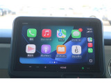 ディスプレイオーディオを装備。スマホとクルマをつなぐことで、これまでのナビに加えて、いろんなサービスが楽しめます。