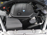 安心のBMW認定中古車は100項目の箇所を徹底的にチェック致します。機械的な箇所や電気系、コンピューターなどをご納車前に点検し、交換基準に達した部品は全て新品に修理返品した後にご納車致します。