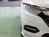 LEDヘッドライトは、点灯の瞬間から光量を発揮し、突然暗くなるトンネルなどでの安定感を高めます。