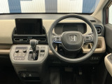 運転しやすいインパネ周りです!見やすいレイアウトで快適なドライブをサポートします!