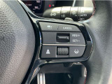 Hondaセンシングの機能のひとつ、アダプティブクルーズコントロール付!アクセルから足を離しても設定したスピードと前車との車間を保ち走行してくれます!車線維持もアシスト☆高速道路で疲労軽減ですね☆
