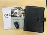 安心の新車時からのスペアキー及び取扱説明書、メンテナンスノートなど一式付いています。