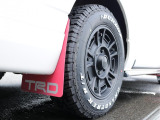 TRDマッドガード装備済み!!
