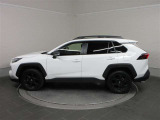 RAV4 2.5 ハイブリッド アドベンチャー オフロードパッケージ II E-Four 4WD 