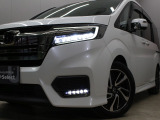 【LEDヘッドライト】悪天候や夜間走行時も良好な視界を確保し安心して運転できる高輝度LEDヘッドライトを装備!点灯速度が早く、消費電力も抑えられています!!