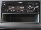 純正CDチューナー装備車両です♪♪♪お気に入りの音楽・ラジオ番組を聞きながら楽しいドライブをお楽しみ下さい♪