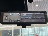 スマートルームミラーです、アラウンドビュー画像で車両の周囲が360度映ります