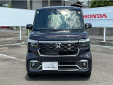 車の操作は分からないという方いらっしゃいませんか?そんな方でも安心して下さい!とっても簡単に操作、運転出来ますので幅広い層のお客様から大人気の一台です!