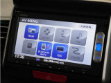 【ナビゲーション】起動までの速度と地図を検索する速度が最大の魅力。初めての道でも安心・快適なドライブをサポート出来ます。操作も簡単で、ストレスフリーなドライブを提供。