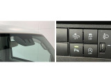 品質へのこだわり!フロアマットやシートなど車内をキレイに清掃し、ニオイや汚れなどを徹底的にクリーニングしてもらっております。室内はピカピカです☆