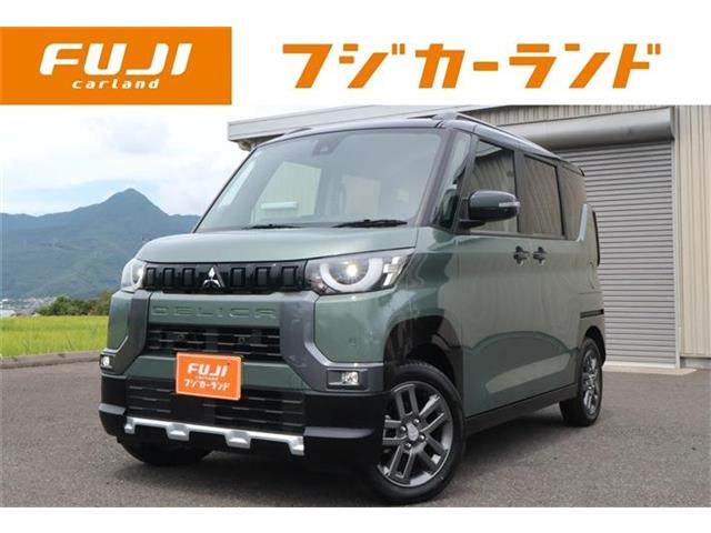 デリカミニ T プレミアム 4WD 