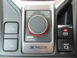 悪路走破性を高める制御システム「X-MODE」を搭載。道路状況に応じて適切な4WD制御に切り替えることが出来ます。