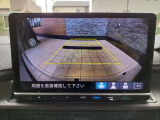 バックカメラも付いており後退時も安心です!