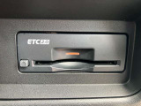 ETC2.0装備♪従来のETCの高速利用料金の収受だけではなく、渋滞回避や安全運転支援といったドライバーに有益な情報を提供してくれます♪